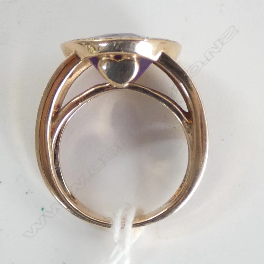 18ct AMETHYST & DIAMOND SIGNET STYLE RING, 12.52gm SIZE Q Image 1++