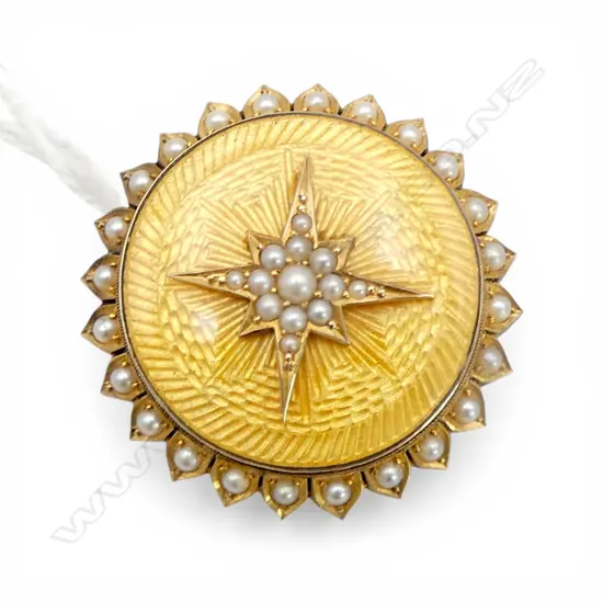 9ct GOLD GUILLOCHE ENAMEL & SEED PEARL BROOCH glass panelled back,15gms