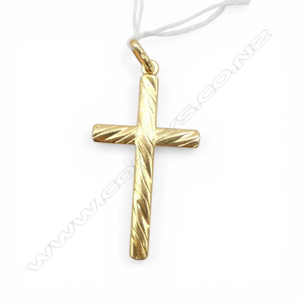 VINTAGE 18ct GOLD CROSS PENDANT H.43mm. 3.73gms Image 1++