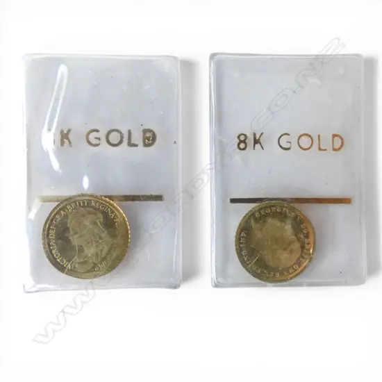 2 x 8ct GOLD MINI SOVEREIGN type COINS Dia.6mm. In sealed plastic sleaves. Weight 0.7gms including sleaves
