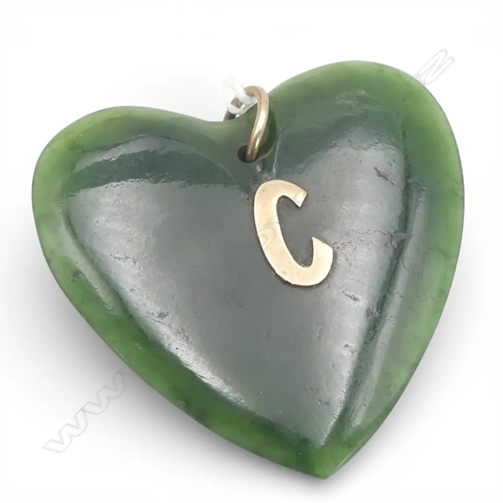 ANTIQUE POUNAMU HEART w 'C' embellishment to face, missing rear stop Image 1++