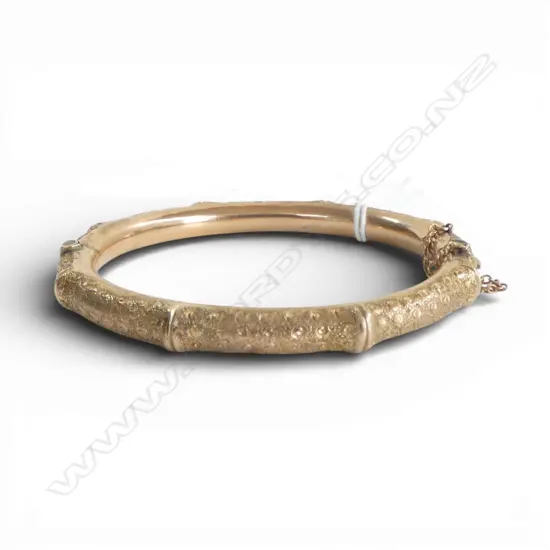 9ct GOLD BAMBOO FORM HINGED BRACELET,12.89gm