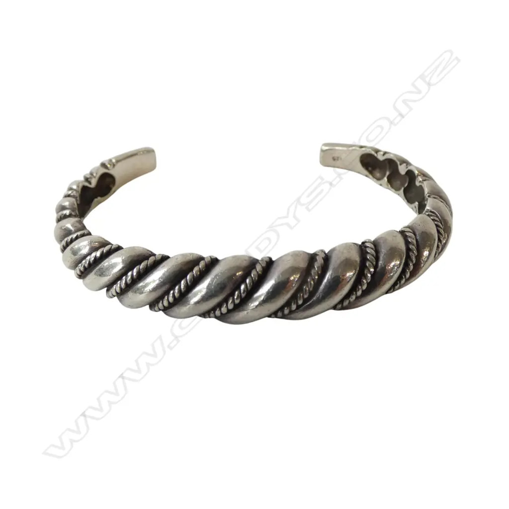 925 SILVER BANGLE, 32gms Image 1++