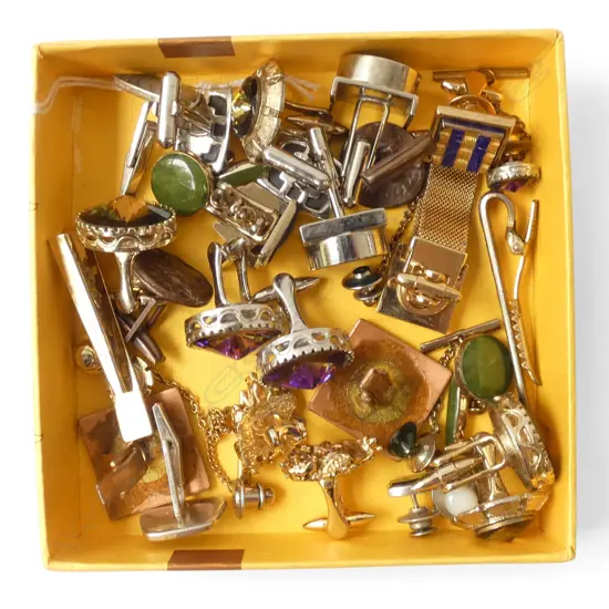 12 PRS CUFFLINKS ETC (1 PR STG & GREENSTONE)
