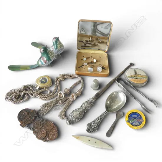 ASST COLLECTABLES: Wgtn Exhib. compact + silver handled boot hook + cloisonne birds etc