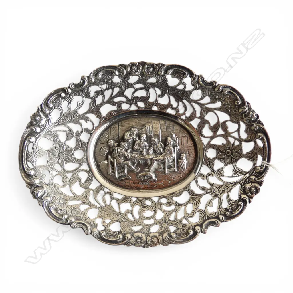 '90' marked fancy Silver plate pierced dish Image 1++