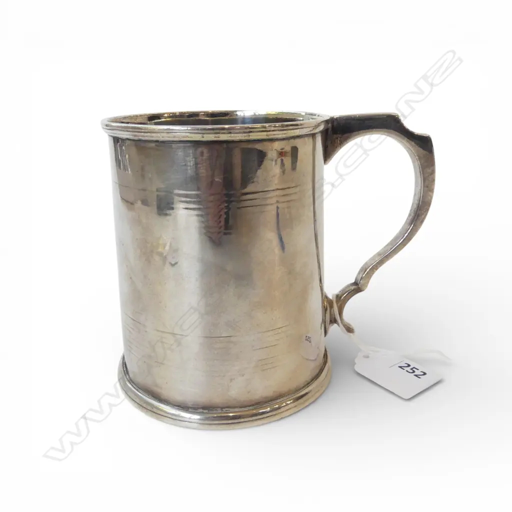 HEAVY SILVER PLATE TANKARD Image 1++