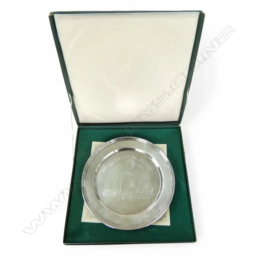 CASED STG SILVER 'SYDNEY OPERA HOUSE - 1973' COM. PLATE, Ed. 31/300, ROBERTS & DORE LTD, Dia.230mm, 376gms Image 1++