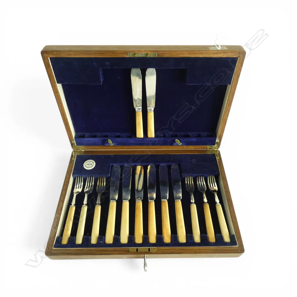 JAYS BRIGHTON CANTEEN OF STG SILVER & IVORY PART FISH CUTLERY, 14PCE, with key, APPROX. 458gms TW  Image 1++