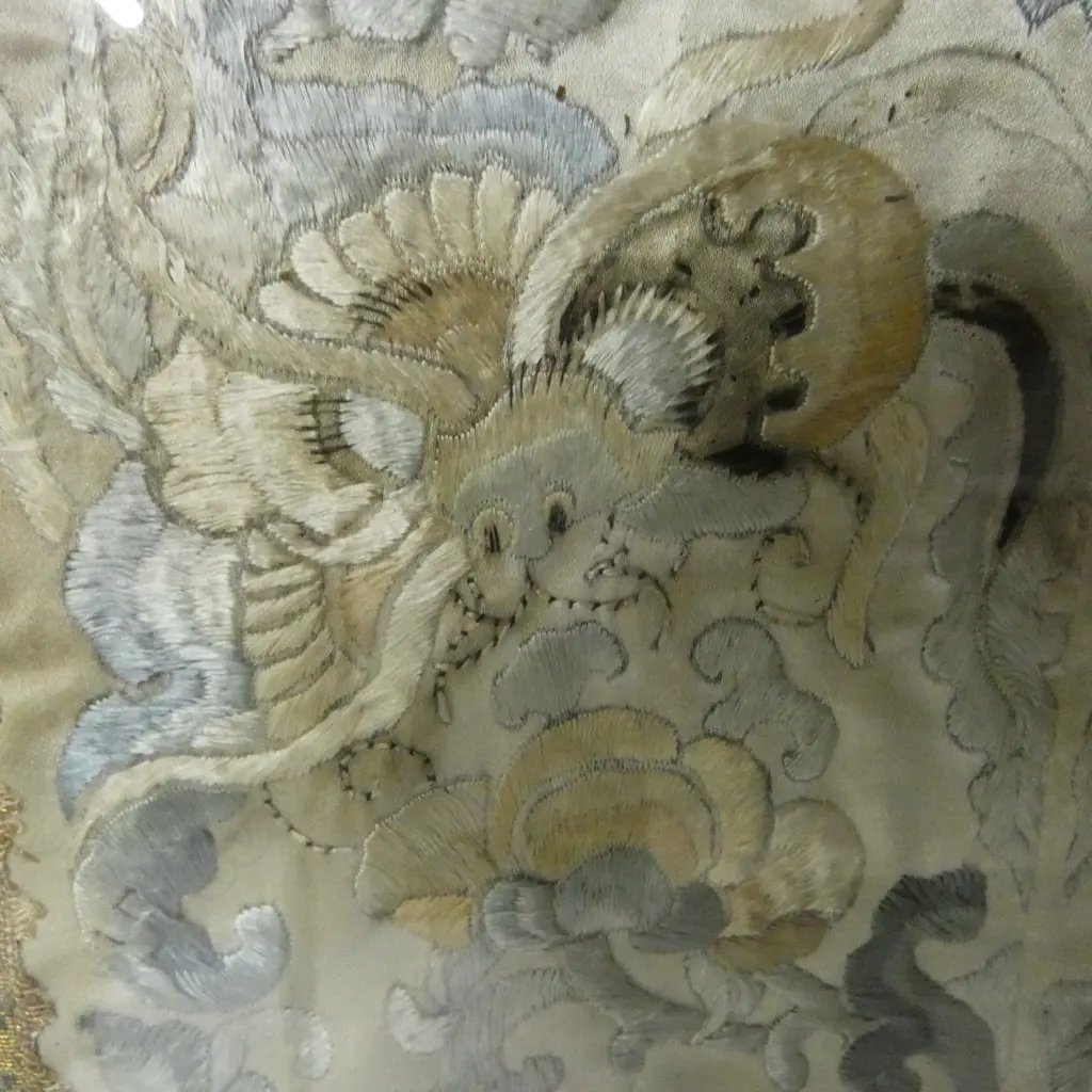 FRAMED CHINESE ANTIQUE BLIND STITCH EMBROIDERY H550 W280MM Image 1++