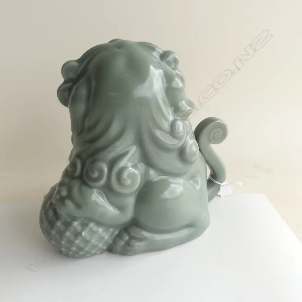 ORIENTAL CELADON GLAZED TEMPLE DOG H.185mm Image 1++