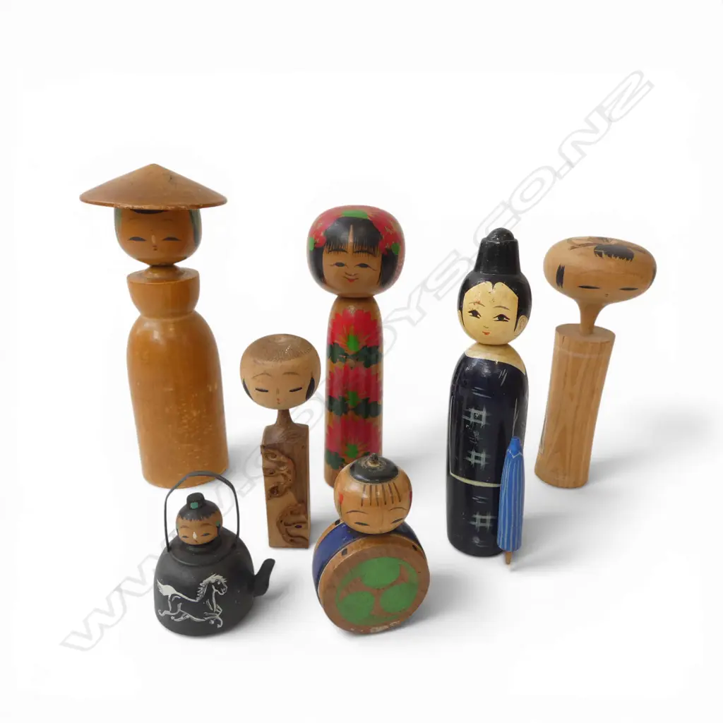 7 SML JAPANESE DOLLS some signed 1936 & 1935, H.150 mm tallest Image 1++