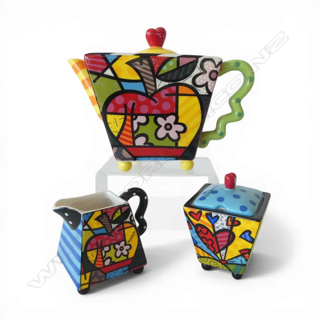 ROMERO BRITTO TEAPOT, MILK & SUGAR H.190mm Image 1++