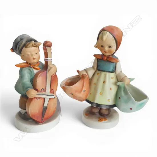 2 HUMMEL GOEBEL FIGURINES H.150mm
