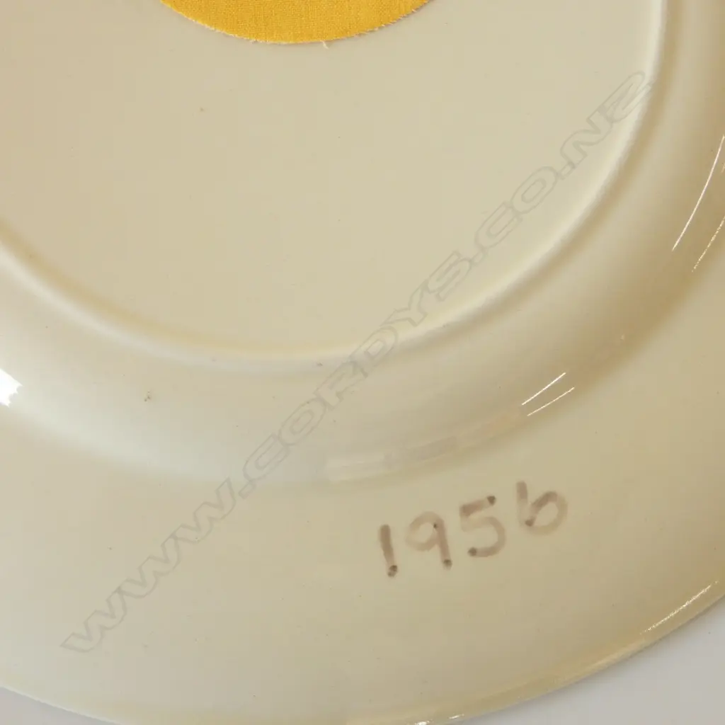 ROYAL DOULTON four maori women Dia.260mm Image 1++