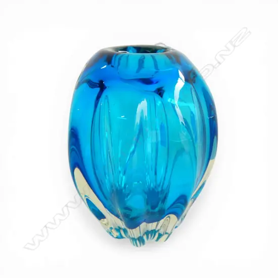 VINTAGE BLUE JAPANESE ART GLASS VASE H.170mm