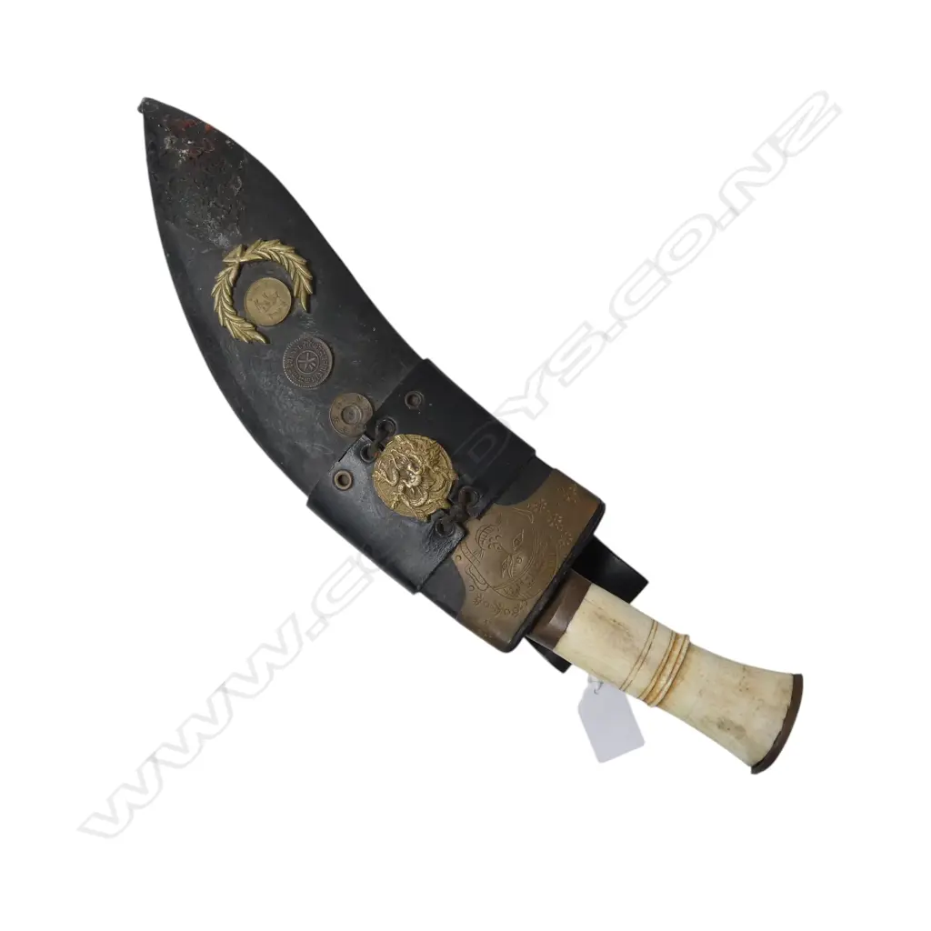 BONE HANDLE KUKIRI BLADE IN LEATHER SHEATH L.390mm Image 1++