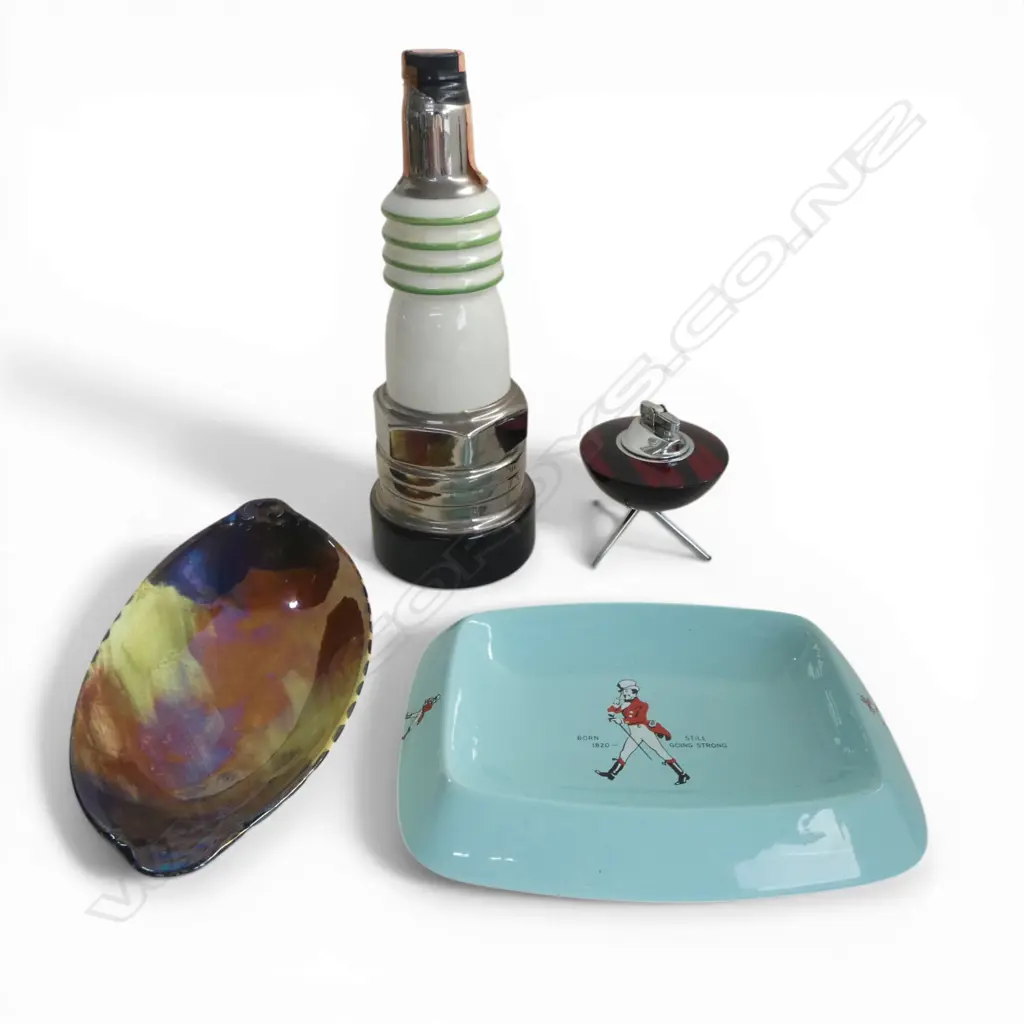 JIM BEAM SPARK PLUG FORM DECANTER, LIGHTER,, MALING DISH & WHISKEY ASH TRAY Image 1++