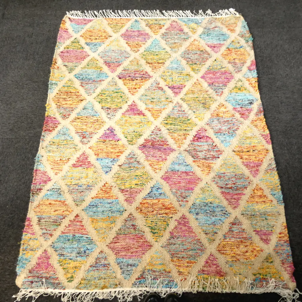 INDIAN HAND WOVEN MULTI COLOURED RUG 1500 X 2100MM Image 1++