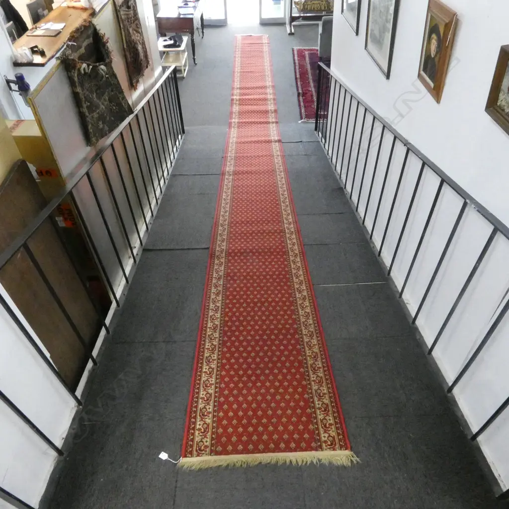 MACHINED LONG PERSIAN TYPE RUNNER 9500x700mm Image 1++