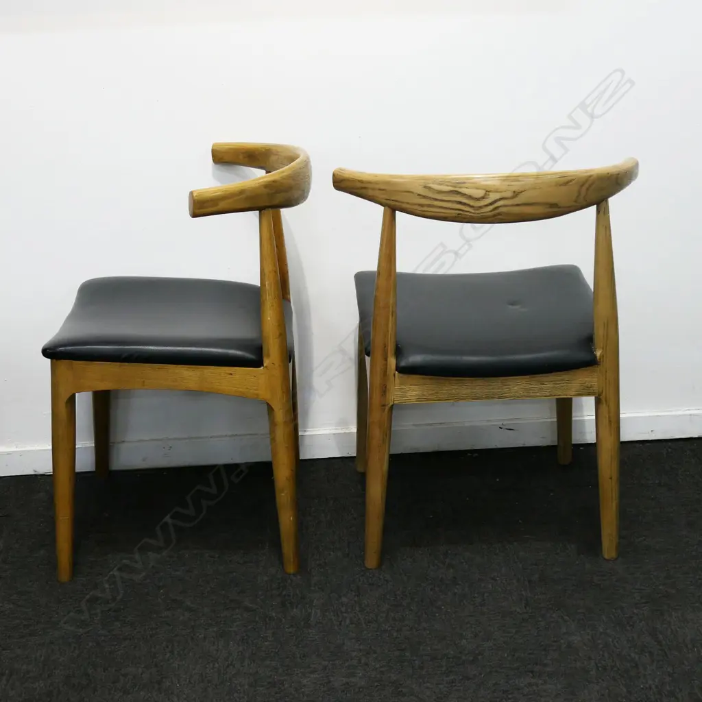 6 OAK CINTESI ELBOW DINING CHAIRS. Hans Wegner replica Image 1++