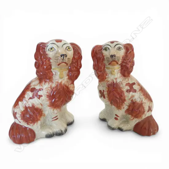 PR STAFFORDSHIRE STYLE MANTEL DOGS H.190mm