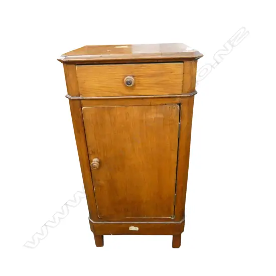 19THC EUROPEAN PINE BEDSIDE CABINET ONE DRAWER ONE DOOR H.810mm