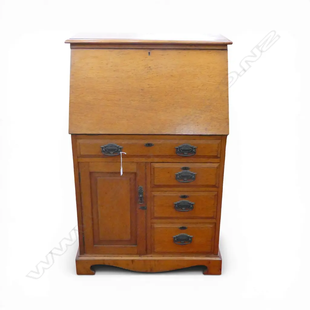 MOTTLED KAURI FULL FRONT BUREAU 765x450x1170mm Image 1++