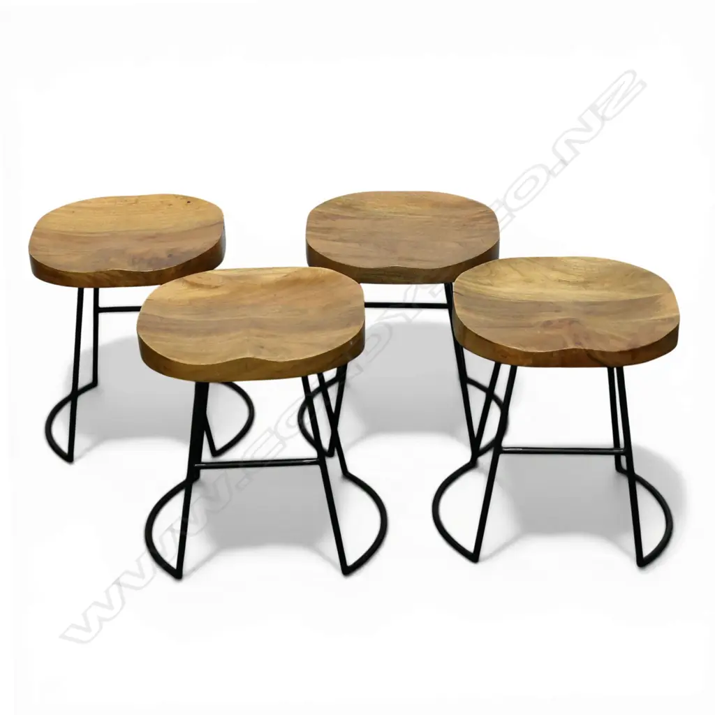 4 PLANK WOOD TOP STOOLS H.450mm Image 1++