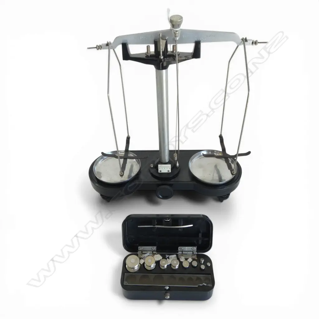    JEWELLERS SCALES & WEIGHTS Image 1++