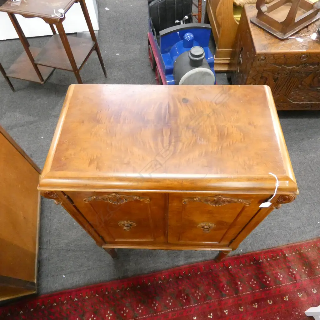 2 DOOR CUPBOARD 625x330x1010mm Image 1++