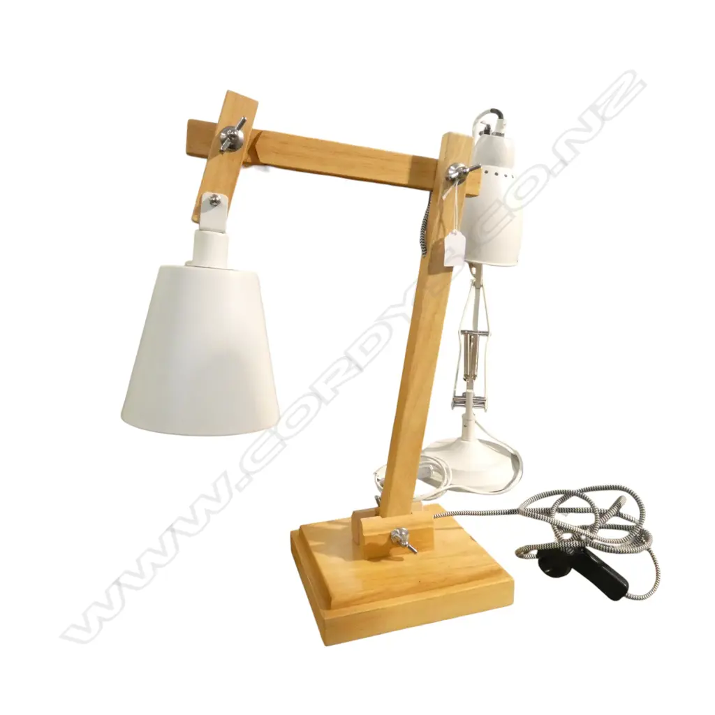 MODERN TABLE LAMP. H.530mm Image 1++