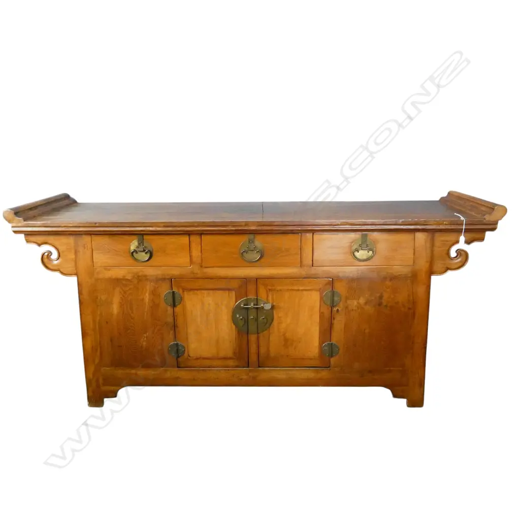 CHINESE SIDEBOARD 1980x465x915mm Image 1++