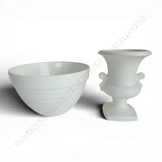 BEEHIVE MIXING BOWL + WHITE GLAZE URN H.195mm