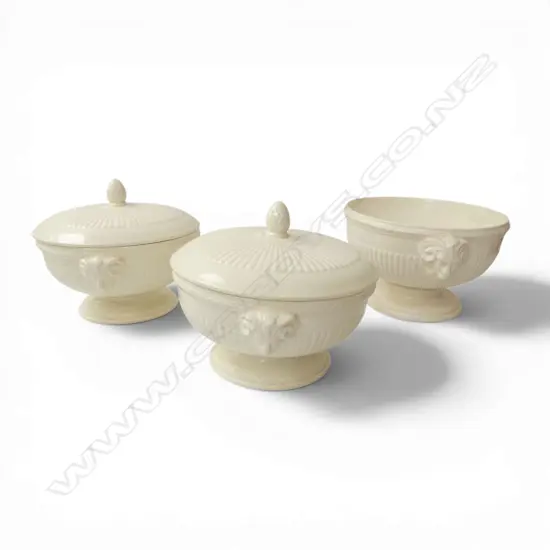 WEDGWOOD EDME TUREENS H,180 / 145mm