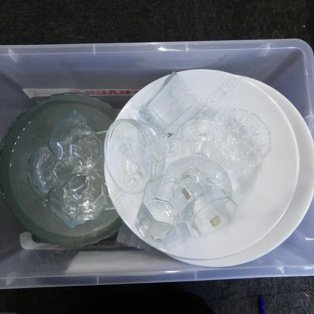 BOX LOT CHINA & GLASS BOWLS GLASSES ETC Image 1++