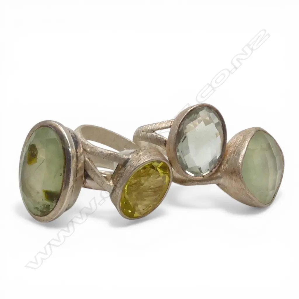 4 SILVER & GEMSTONE RINGS Image 1++