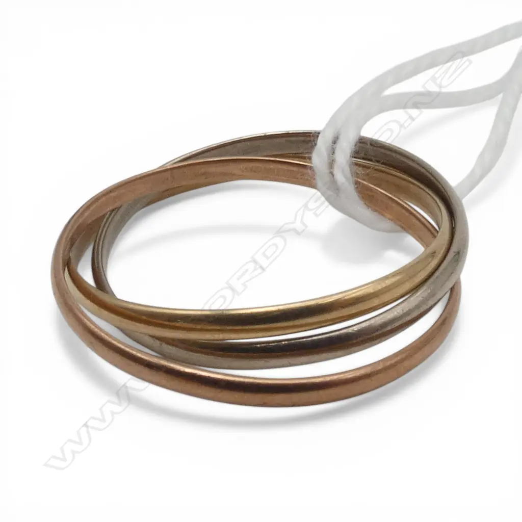 9ct 3 COLOUR 3 BAND RUSSIAN WEDDING RING, 1.74gm SIZE N Image 1++