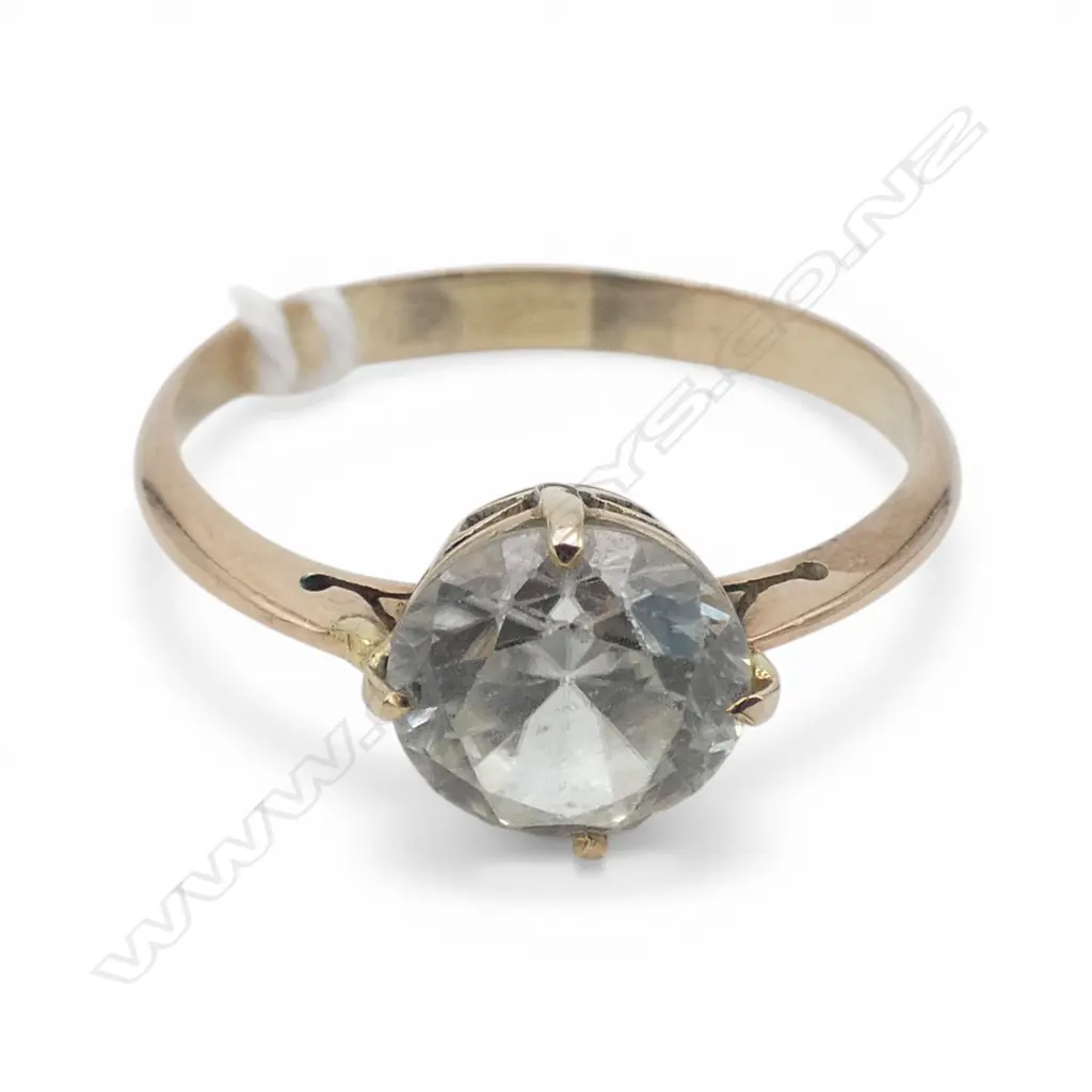 9ct GOLD & GEM STONE SOLITAIRE RING 1.6gms (white spinel?) size N Image 1++
