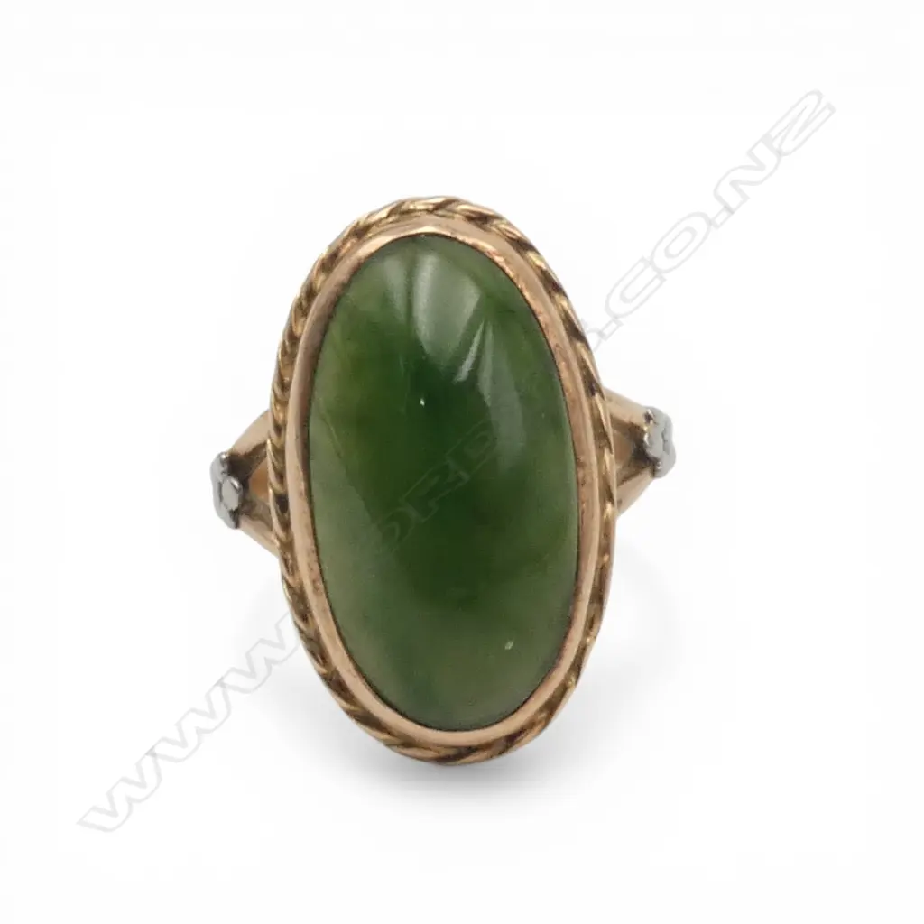 9ct ROSE GOLD VINTAGE lge oval cabochon POUNAMU RING 5.58gms size M Image 1++