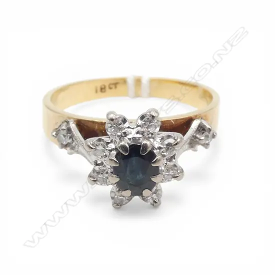 18ct GOLD SAPPHIRE & DIAMOND CLUSTER RING 3.76gms SIZE N1/2