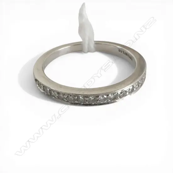 TIFFANY & CO PLATINUM & DIAMOND RING 3.9GMS ORIGINAL BOX & RECEIPT SIZE M