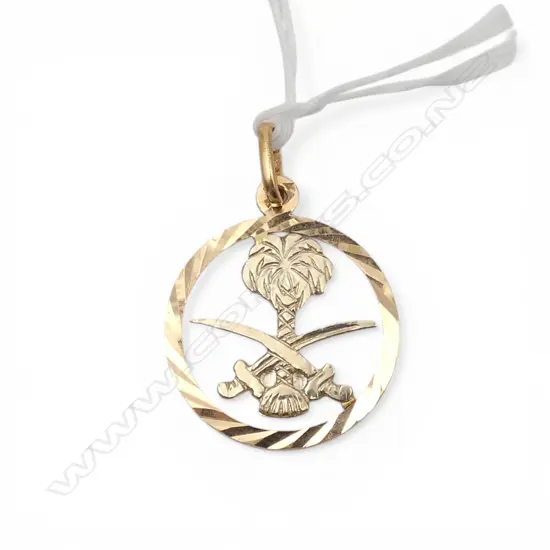 18ct GOLD SAUDI ARABIAN PENDANT 3.1gms