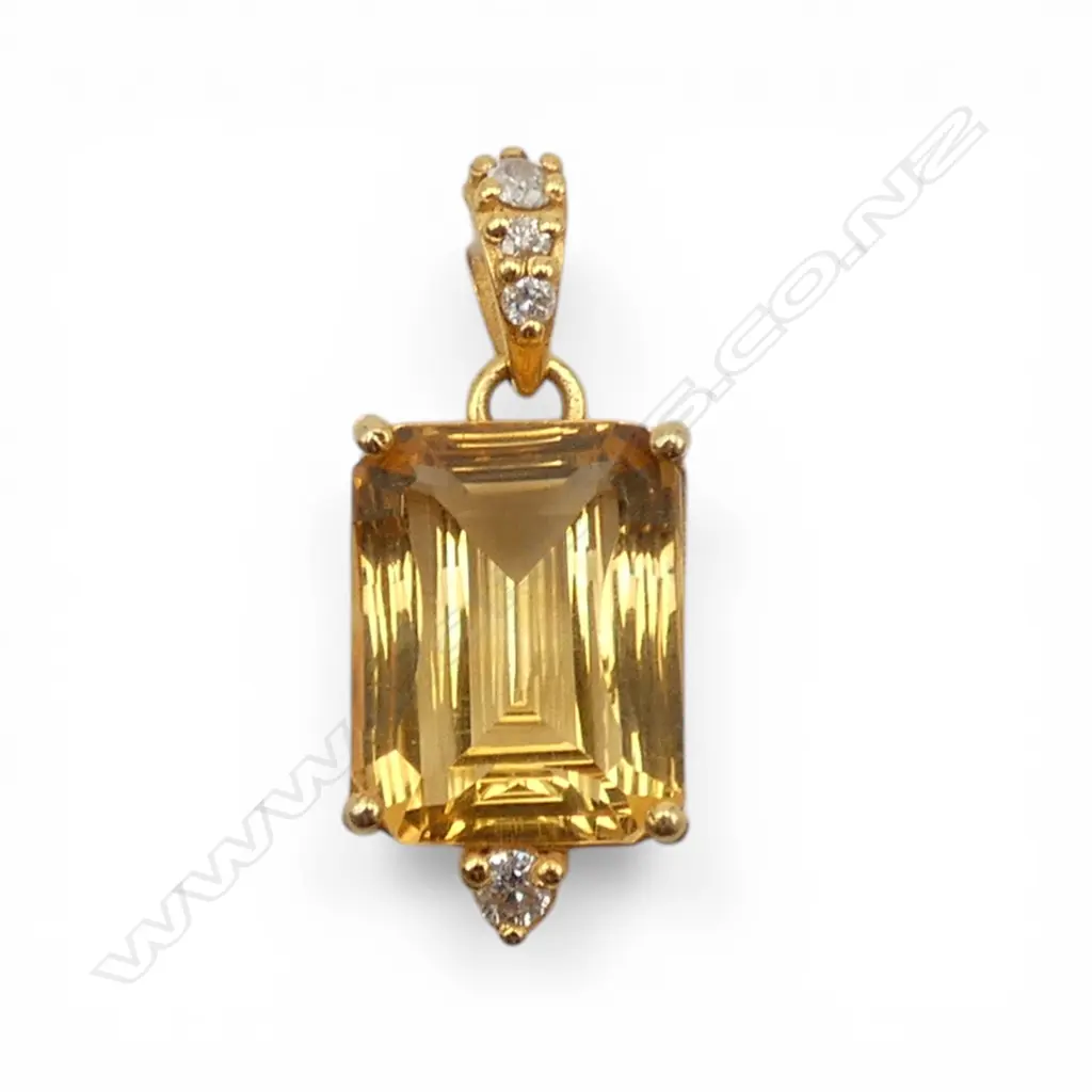 14ct GOLD DIAMOND & CITRINE PENDANT Image 1++