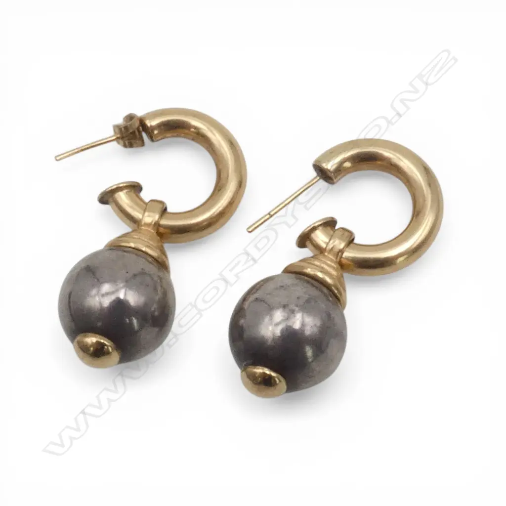 PR 9ct GOLD & SILVER BALL FITTING EARRINGS one butterfly missing 8.23gms Image 1++