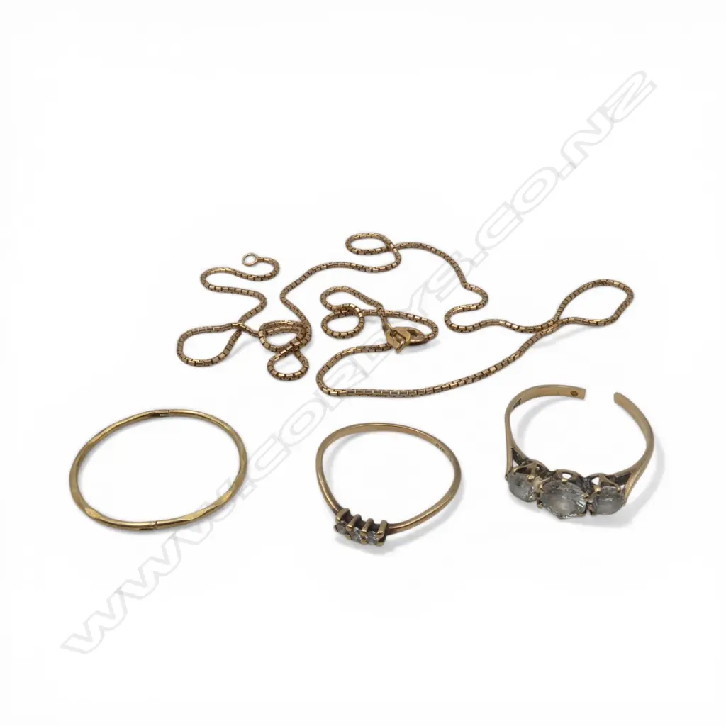 9ct SCRAP GOLD, 5.50gm total weight Image 1++