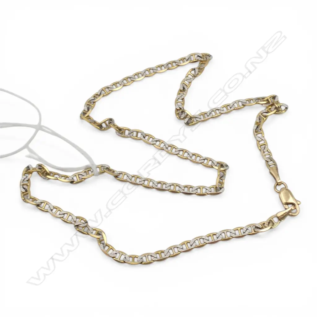 9ct GOLD FLAT CAPSTAN LINK NECK CHAIN white gold highlights L.390mm. 6.2gms Image 1++