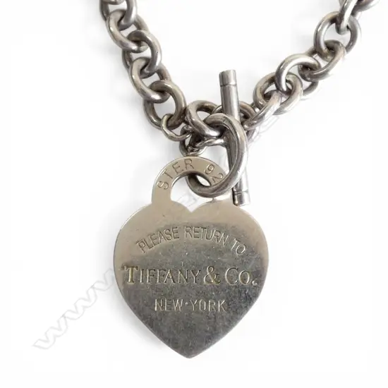 TIFFANY STG SILVER HEART CHARM T BAR NECKLACE L.420mm 57gms