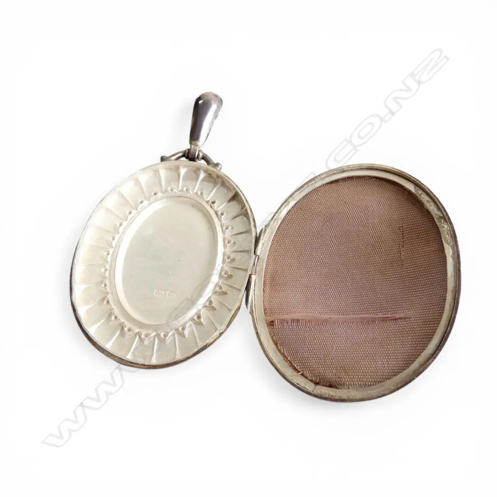 2 STG SILVER PENDANTS; LOCKET & LABRADORITE L.65mm Image 1++