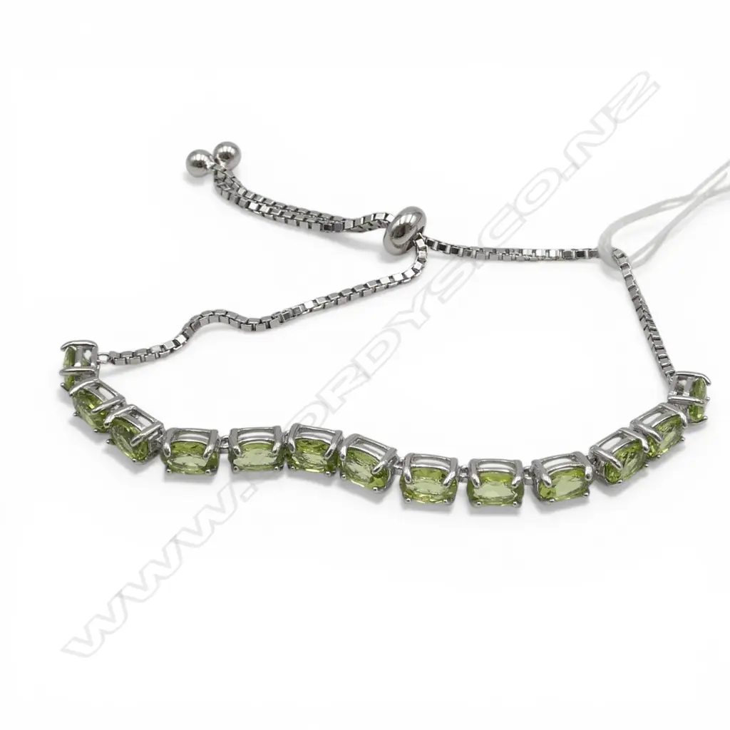 SILVER PERIDOT BRACELET Image 1++